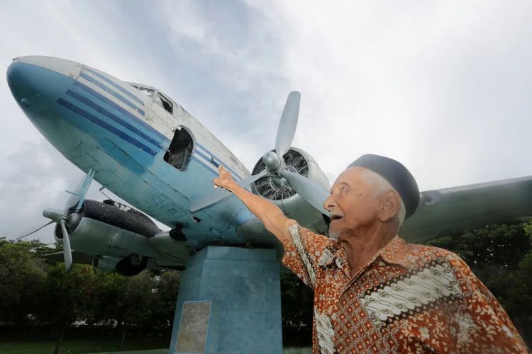 Teungku Nyak Sandang Meninggal, Donatur Pesawat Pertama RI Wafat di Usia 100 Tahun