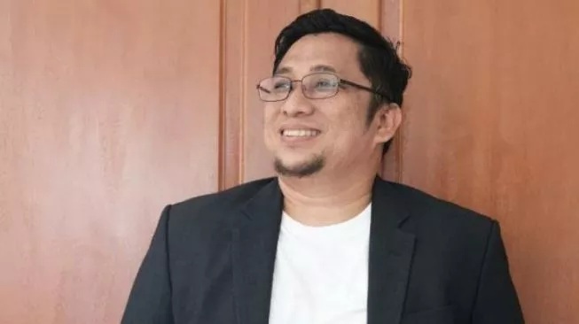 Feri Amsari Dilaporkan ke Polisi, Menteri HAM: Kritik Tak Perlu Dipidana