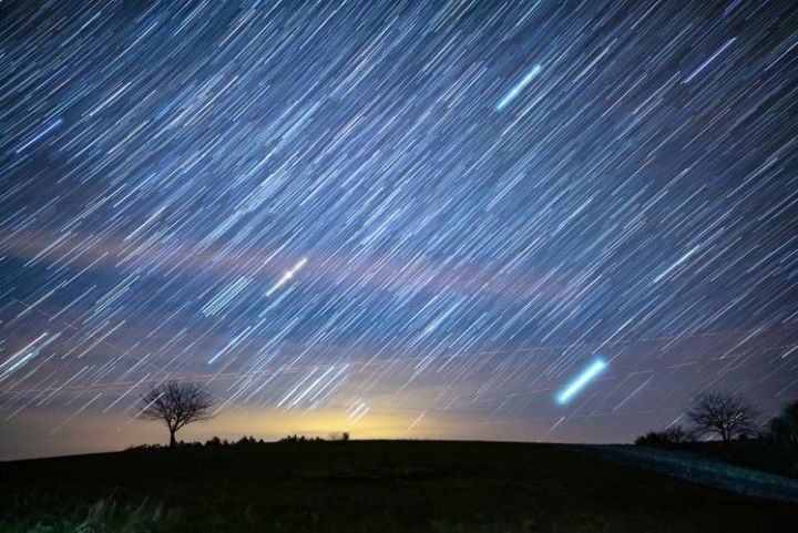 Hujan Meteor Lyrids 2026 Puncak 22 April, Fenomena Langit Bisa Dilihat Tanpa Alat Khusus