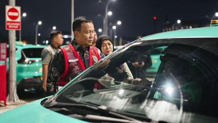 Kemenhub Sidak Pool Taksi Green SM di Bekasi Usai Insiden Kecelakaan Kereta