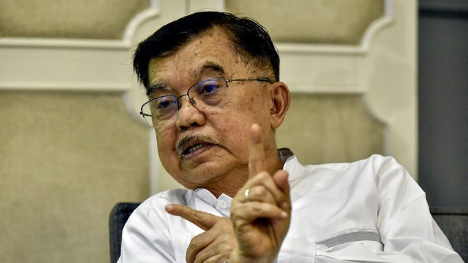 Merasa Senior, Jusuf Kalla Berhak Menasihati Jokowi soal Ijazah