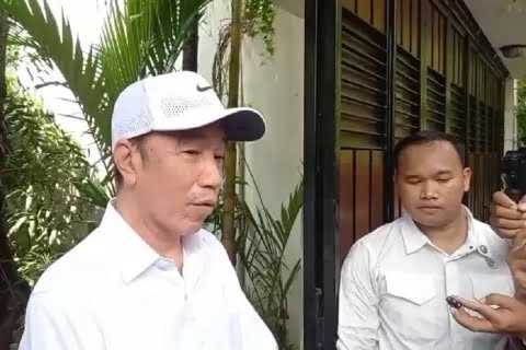Isu Ijazah Palsu Seret Nama Puan Maharani dan AHY, Jokowi Minta Publik Tunggu Proses Hukum
