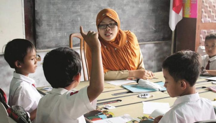 Ribuan Guru Honorer Akhirnya Bisa Bernapas Lega, Pemerintah Terbitkan Aturan Baru
