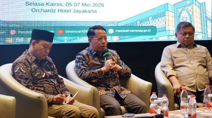 Sekjen Kemenag Tekankan Integritas Proyek SBSN Madrasah 2026