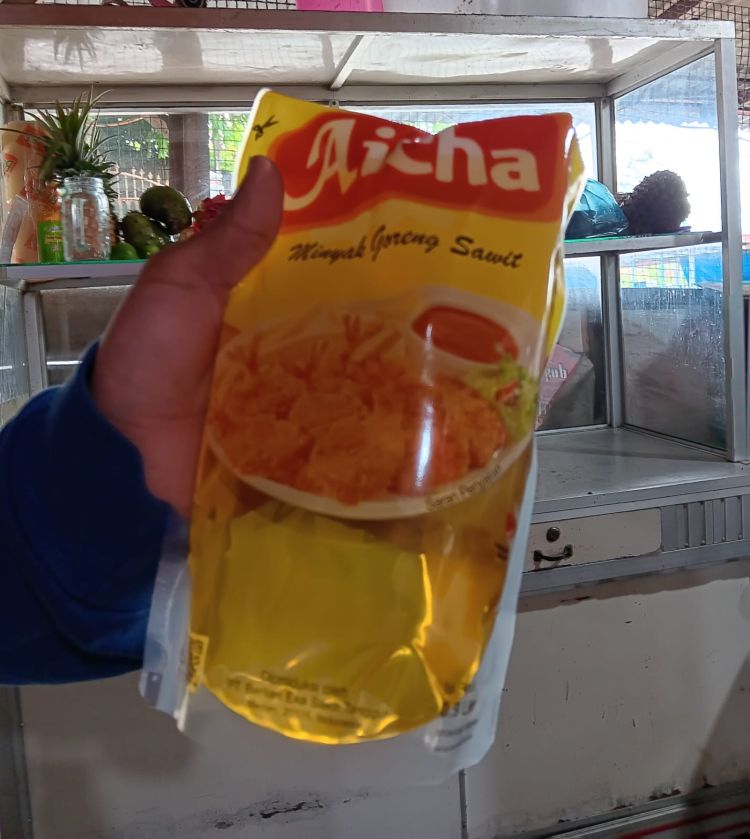 Harga Minyak Goreng di Pasar Tarutung Taput Naik hingga Rp4.000 per Kilogram