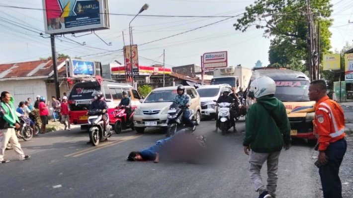 Kecelakaan Maut di Perempatan Rambung Merah, Sepeda Motor Kontra Bus, 1 Tewas