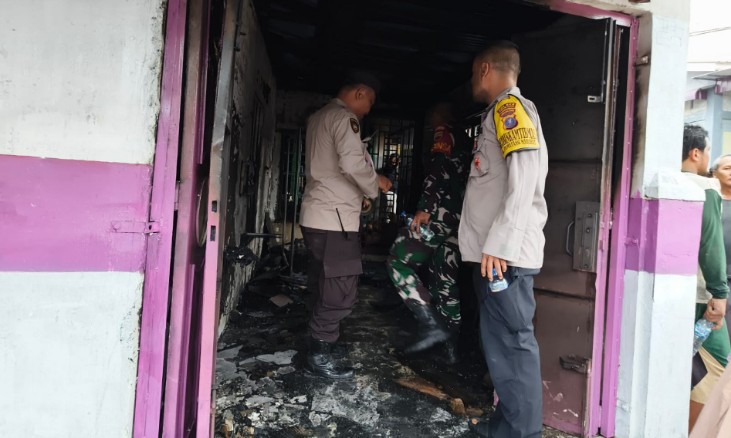 Diduga Arus Pendek, Eks Gedung Playstation di Siantar Marihat Terbakar