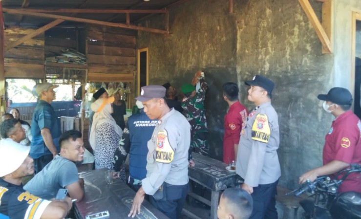 Lapak Penyalahgunaan Narkoba di Sidangkal-Sidimpuan Digerudug Polisi