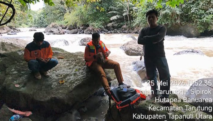 Wabup Taput Pantau Pencarian Warga Hanyut di Sungai Batang Toru