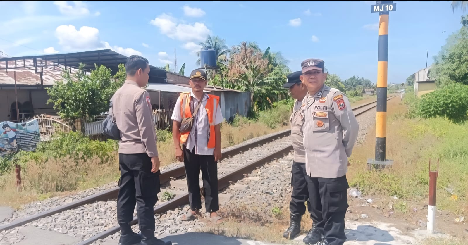 Waspada Perlintasan KA Tanpa Palang, Polisi Imbau Pengendara Utamakan Keselamatan