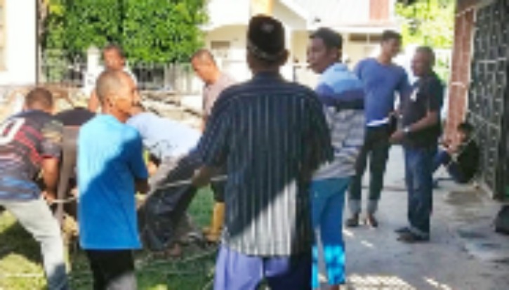 Warga Gampong Lam Lumpu Sembelih 6 Ekor Sapi dan 8 Kambing Kurban