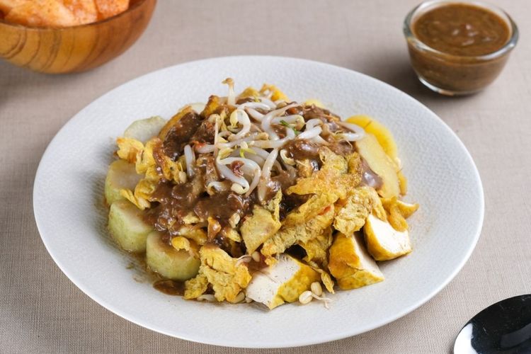 Tahu Tek Bu Ati Jember, Kuliner Murah Meriah yang Selalu Diburu Pembeli