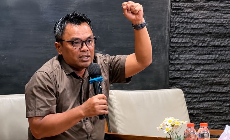 Islah Bahrawi Mengaku Dibuntuti OTK, Sebut Rumahnya Dipantau Selama 10 Hari