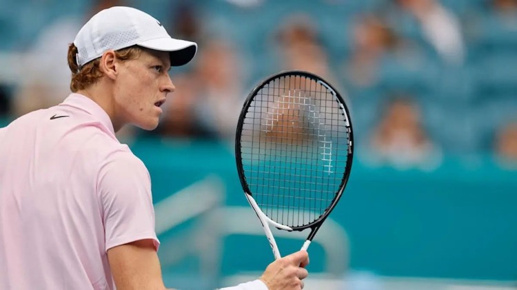 Jannik Sinner Libas Rublev di Perempat Final Italian Open 2026