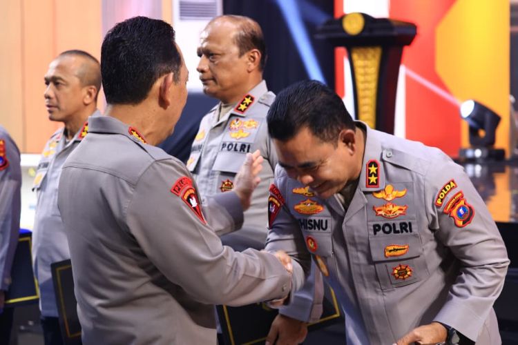 Bangun 20 Gedung dan Fasilitas Olahraga Gratis, Kapolda Sumut Raih Penghargaan Kapolri