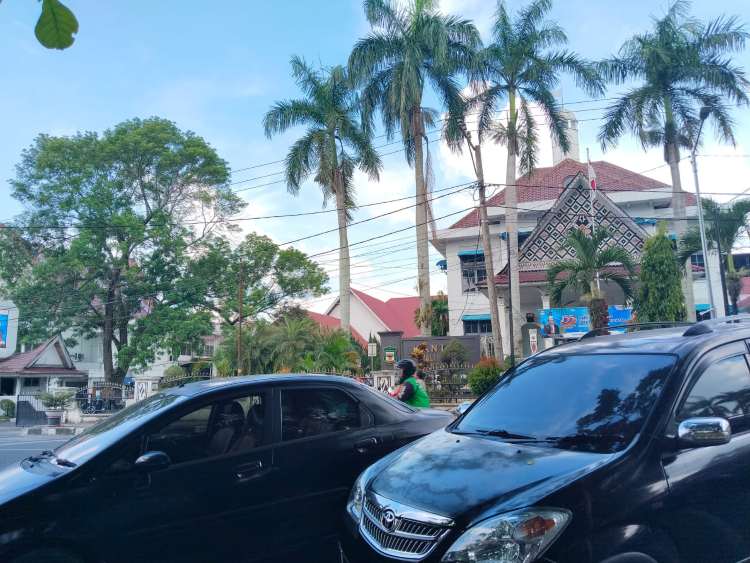 ASN di Pematangsiantar Diduga Kerap Tidak Bayar Parkir di Kawasan Taman Bunga