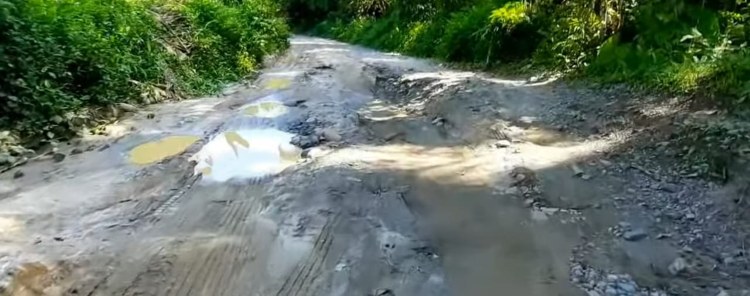 Surga Tersembunyi di Simalungun Terabaikan, Akses ke Kawah Putih Tinggi Raja Memprihatinkan