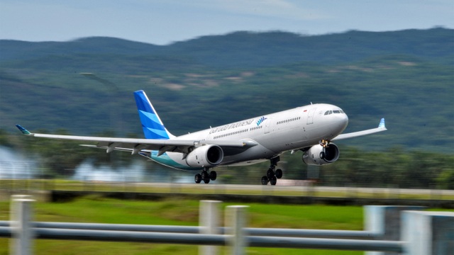 Pesawat Garuda Mendadak Holding 4,5 Jam di India, Ternyata Ini Penyebabnya