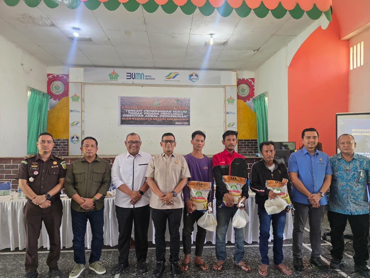 Kejari dan Polres Simalungun Bongkar Dugaan Mafia Sawit, Sejumlah Warga Diamankan