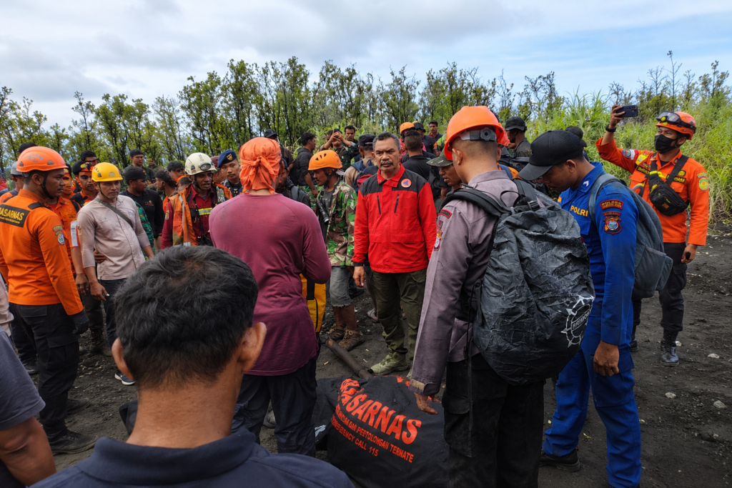 Dua Pendaki Singapura yang Hilang di Gunung Dukono Ditemukan Meninggal Dunia
