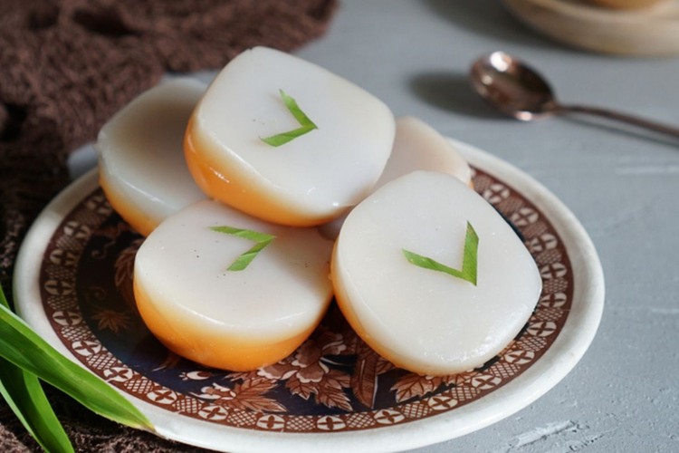 Kue Talam Tetap Bertahan di Tengah Modernisasi, Jajanan Tradisional Favorit Semua Generasi