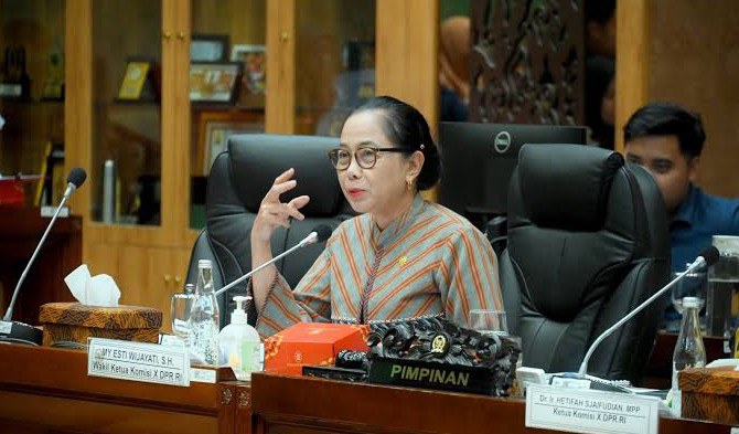 Pimpinan Komisi X DPR: Kemdiktisaintek Harus Berani Perjuangkan Anggaran
