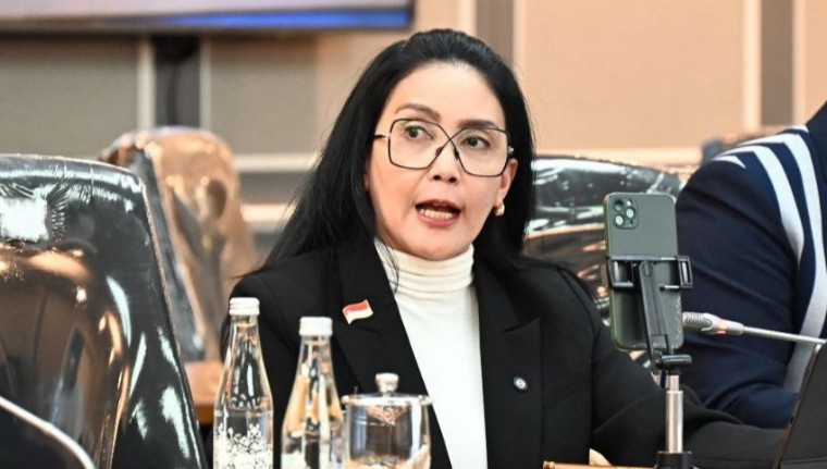 Rieke Diah Pitaloka: Negara Jangan Kalah oleh Mafia Perizinan dan Pelayanan Publik
