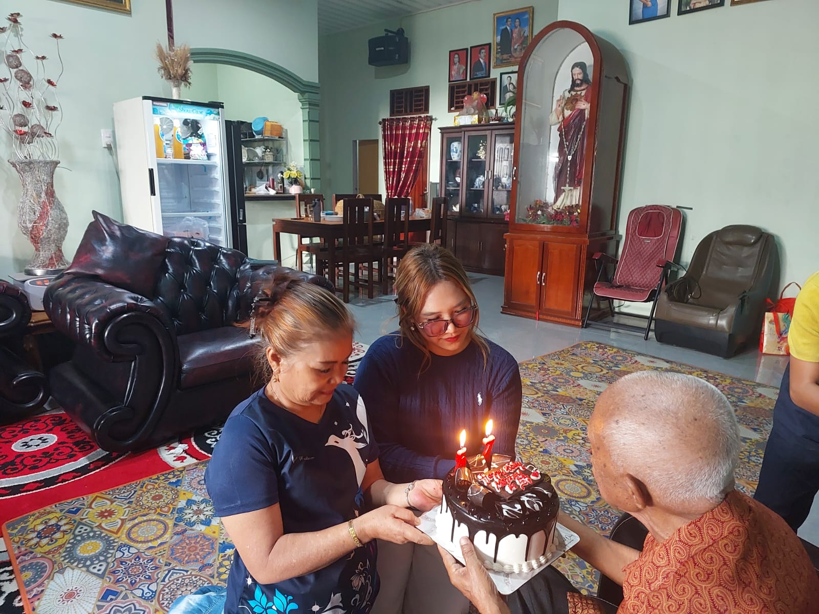Ulang Tahun Bersama Ibu dan Anak di Pematangsiantar, Momen Syukur yang Menghangatkan Keluarga Besar