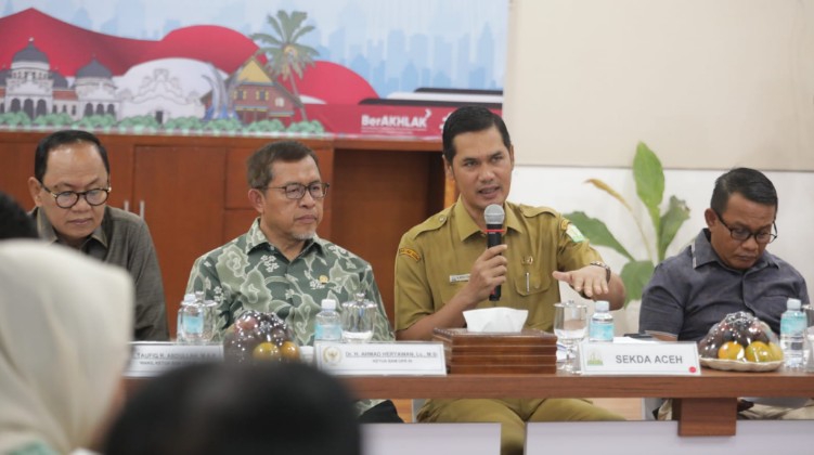 Sekda Aceh Bahas Penyelesaian Warga Eks Blang Lancang-Rancong Bersama BAM DPR RI