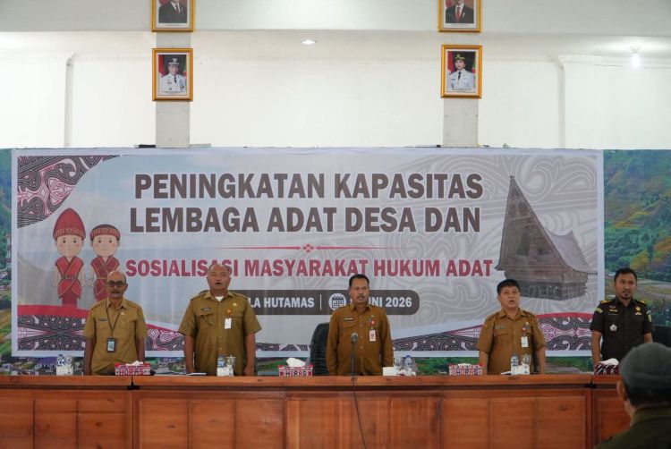 Bupati Humbahas Soroti Peran Penting Lembaga Adat di Era Modern