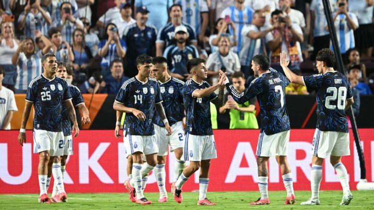 Argentina vs Honduras 2-0: Messi Dicadangkan, Lautaro dan Simeone Cetak Gol