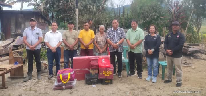 Pemkab Taput Salurkan Bantuan bagi Korban Kebakaran di Parbubu II